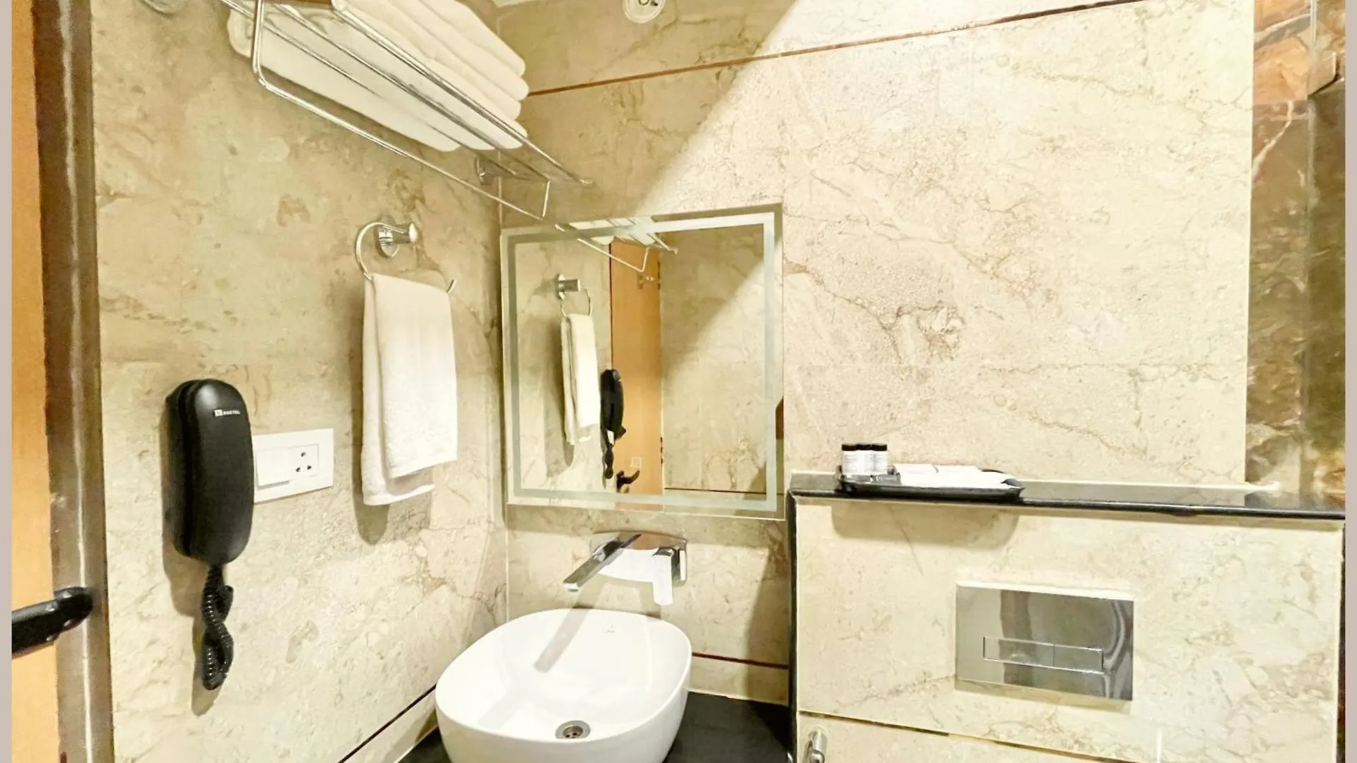Hotel Mantavya Premium Near Kashi Vishwanath Temple - Lift And Parking Facilities - Air Conditioning Room - Top Rated Four Star Hotel Varanasi